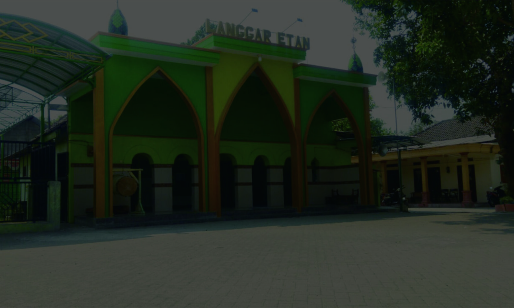 Musholla Yayasan Pendidikan Islam & Pondok Pesantren Miftahul Huda Pulosari Papar Kediri